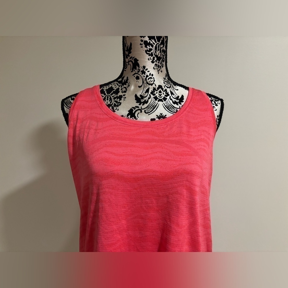 Lululemon Racerback Tanktop​​​​​​​​​​​​​​​​ - Picture 2 of 7